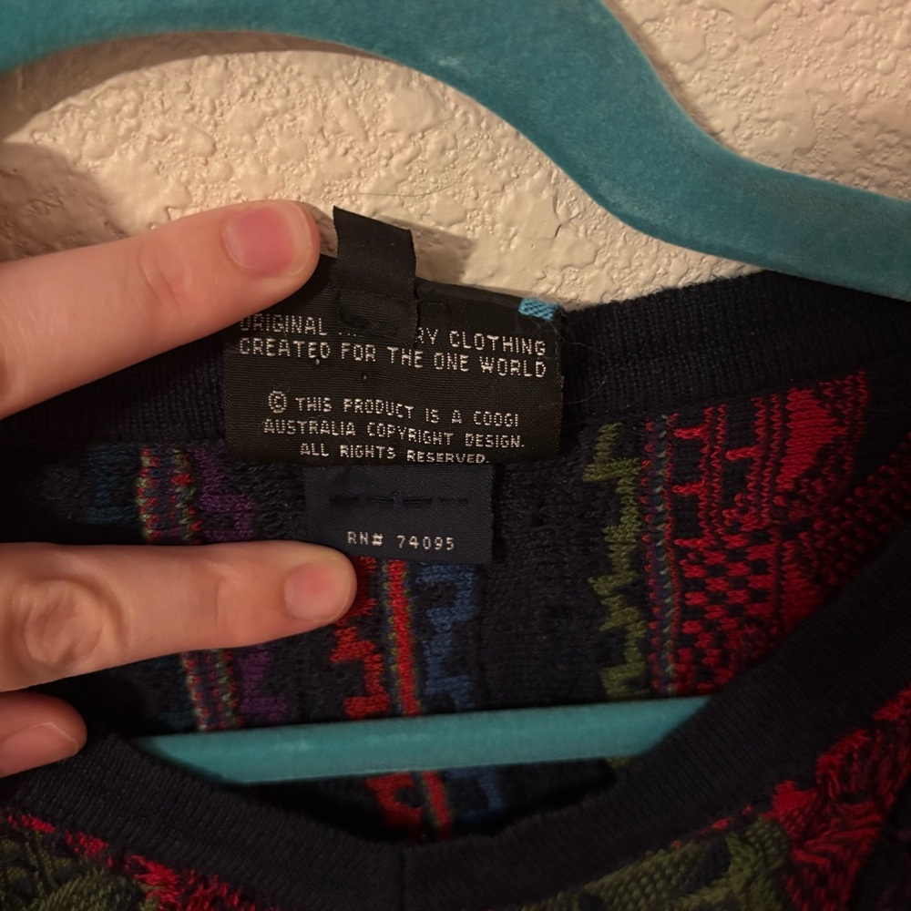 Coogi V-Neck Sweater - Picture 5 of 6